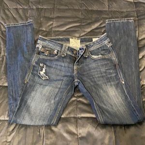 Taverniti denim jeans.